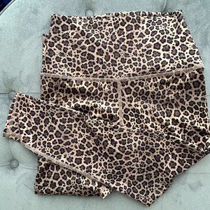 Evolution and Creation Mia Leggings